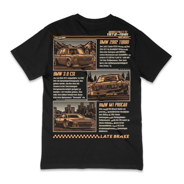 Black Late Brake Deutsche Familie T-Shirt — rear view